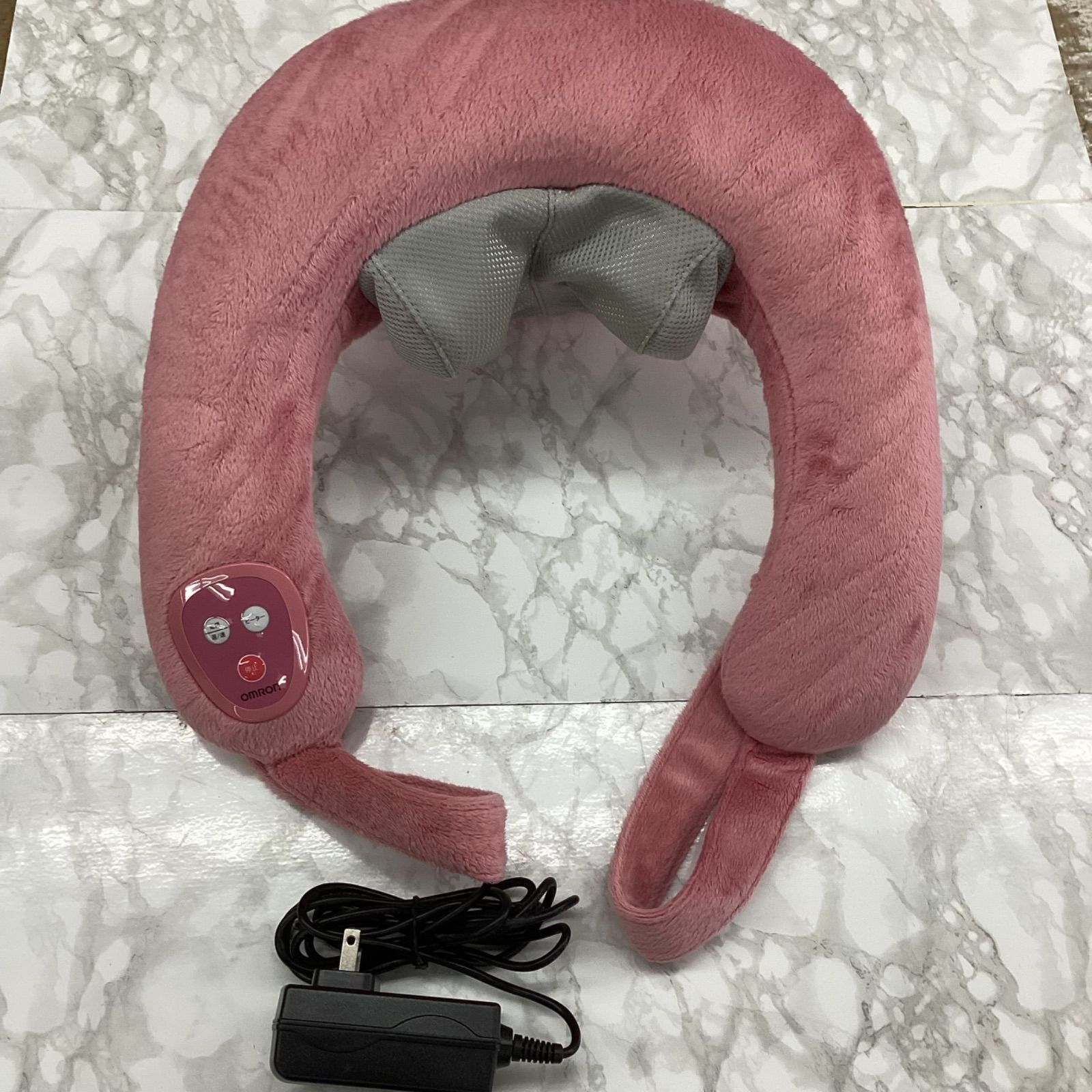 【中古品】オムロン　ネックマッサージャー　HM&minus;141(ピンク)