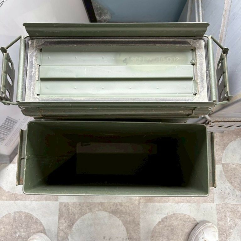 米軍放出品 ミリタリー アンモボックス アンモ缶 アーモ缶 工具箱 小物入れ 弾薬箱G AMMO BOX PA-156 サバゲー カフェ