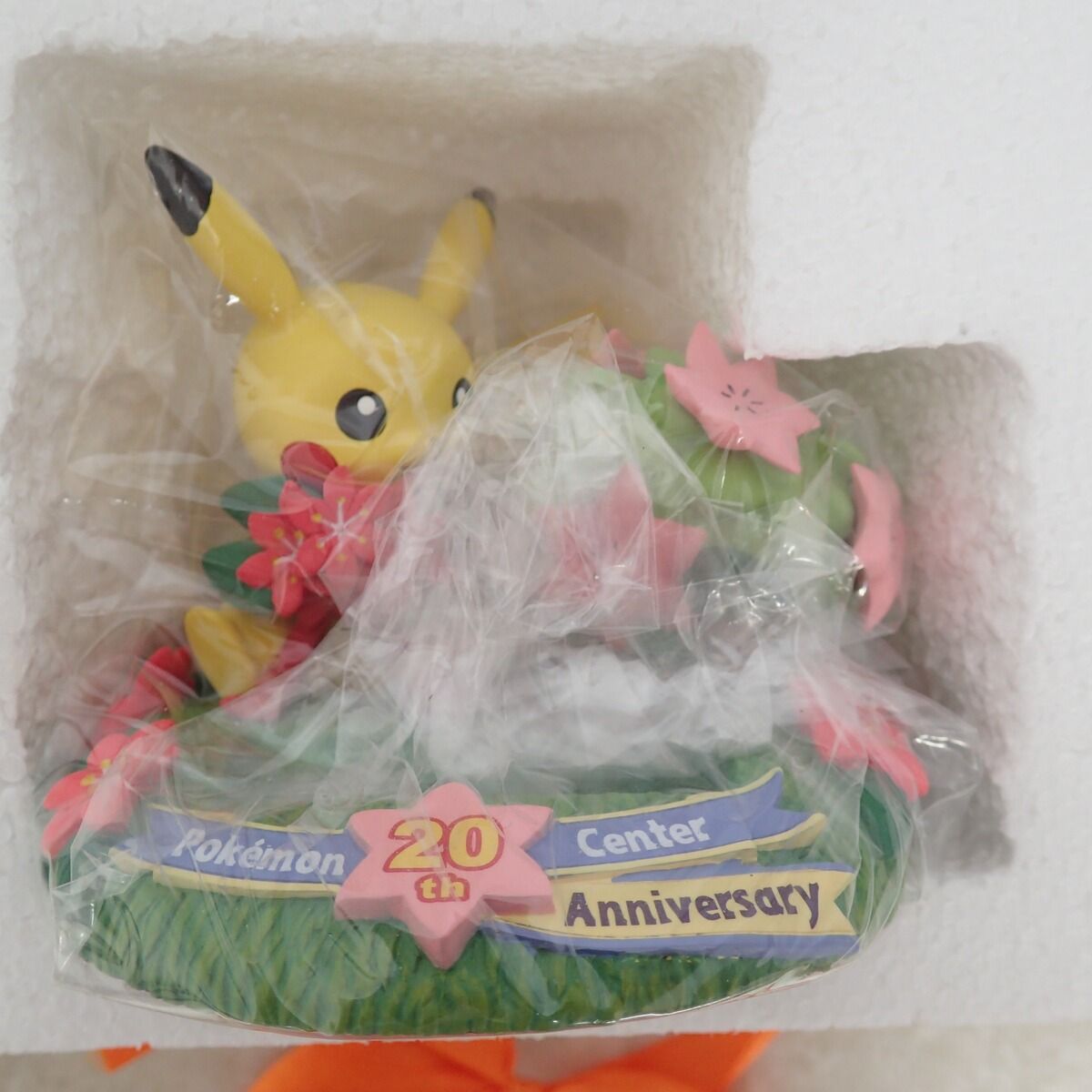 未使用 ポケモンセンター ピカチュウ シェイミ 万年カレンダー 20周年