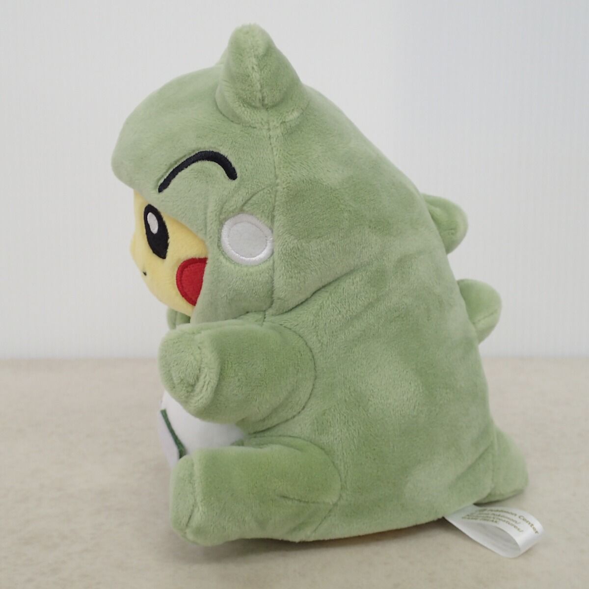 ポケモンセンター 着ぐるみピカチュウ ぬいぐるみ ポケパルレのみ