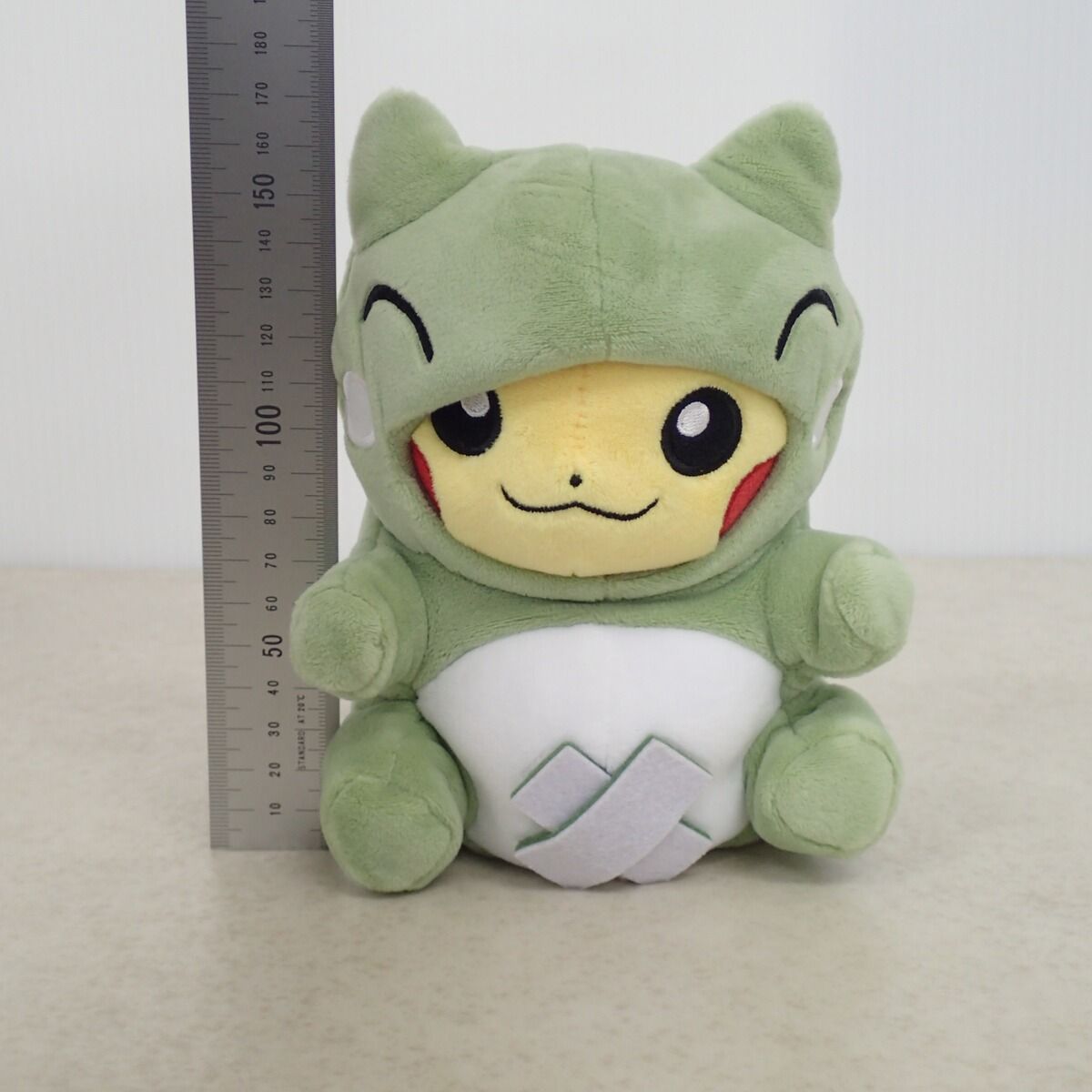 ポケモンセンター 着ぐるみピカチュウ ぬいぐるみ ポケパルレのみ