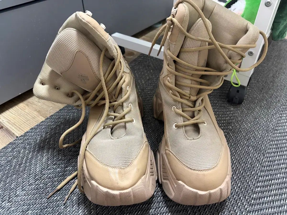 BOOTS BEIGE