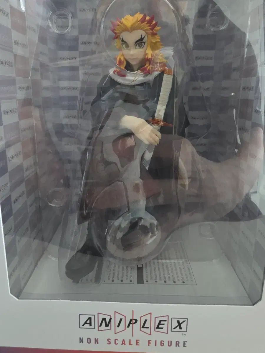 鬼滅の刃 煉獄杏寿郎 アニプレックス 座位フィギュア