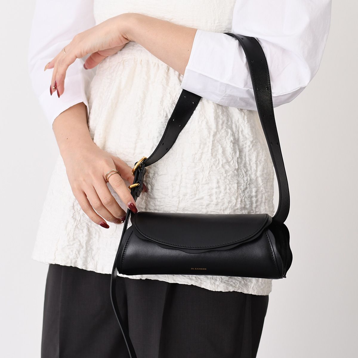 店舗 大きい JIL SANDER(ジルサンダー)ブラックレザー ショルダー