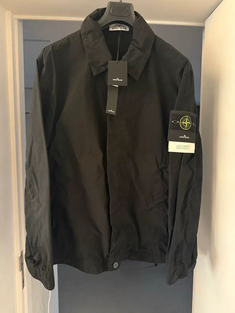 25 ss ストーンアイランド ライト コンパクト タッチ ポリ -TC ジャケット ブラック XXL