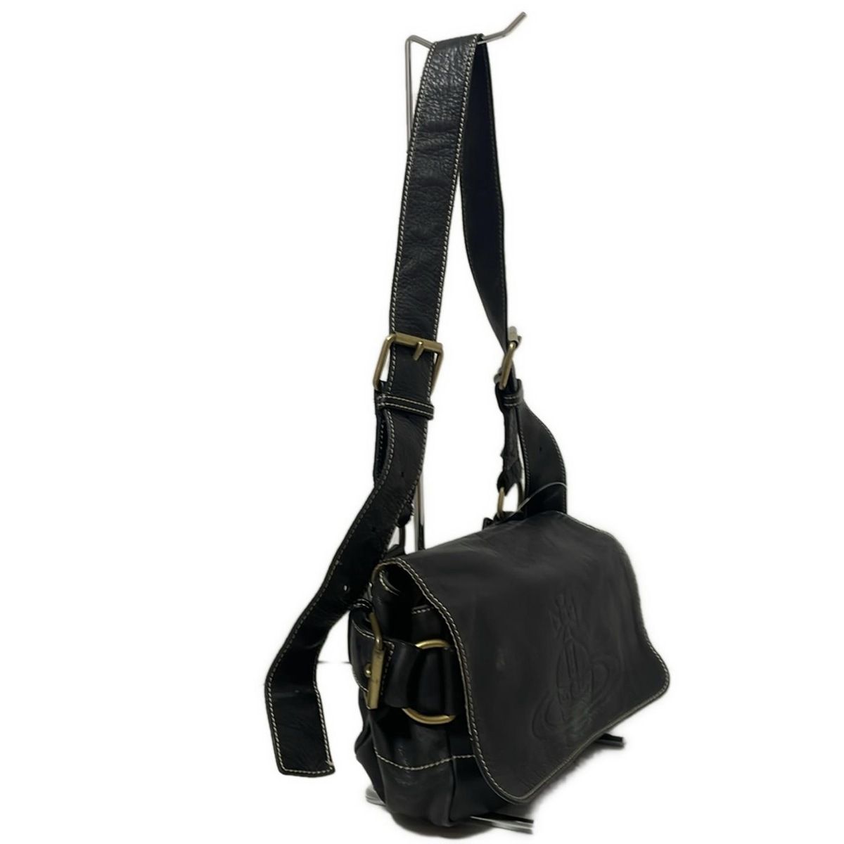 VivienneWestwood ACCESSORIES ヴィヴィアンウエストウッドアクセサリーズ ショルダーバッグ - 黒 型押し加工|オーブ|斜めがけ レザー トップス ショルダーバッグ 