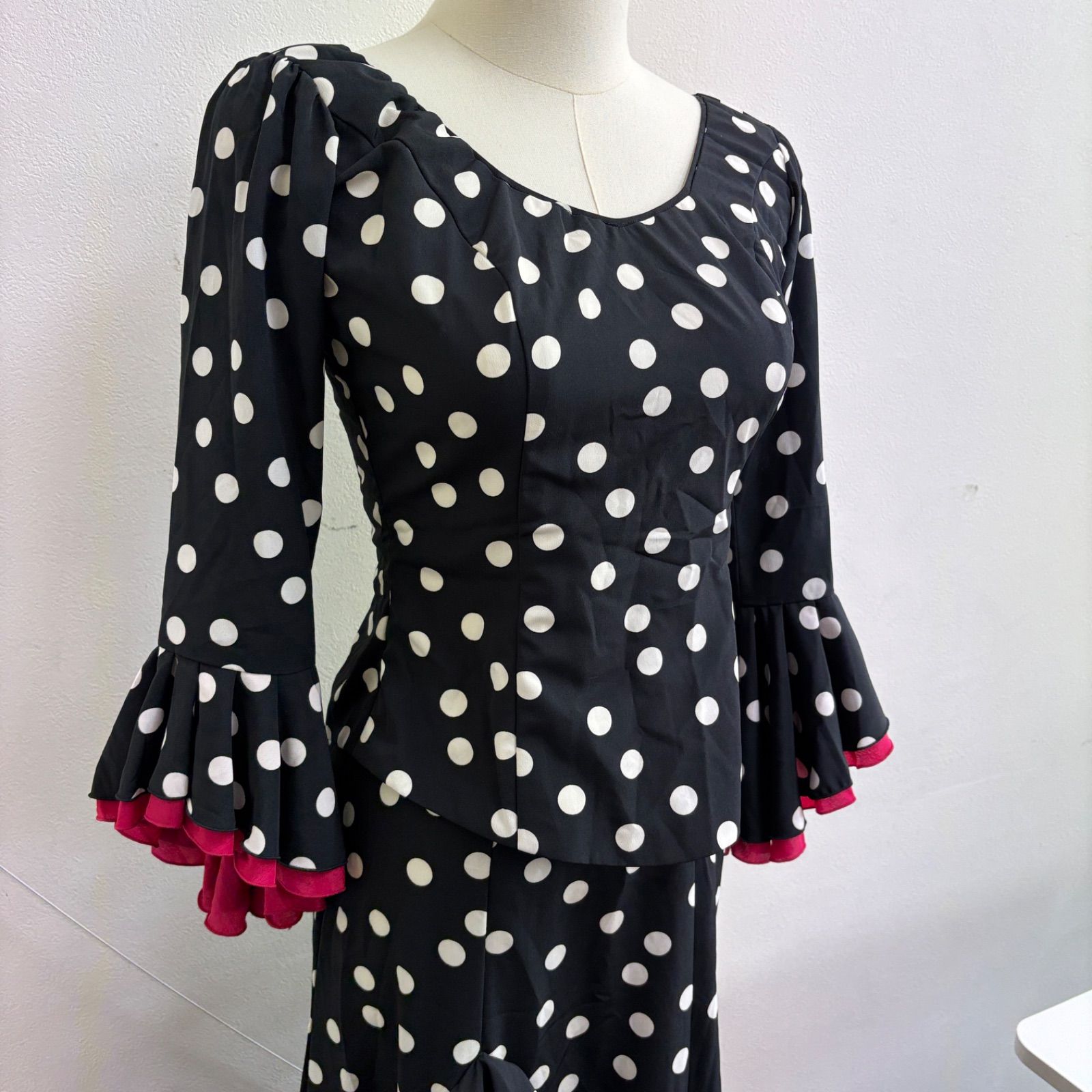 HERMOSA】 フラメンコ衣装 ツーピース ファルダ フリル ブラック 黒