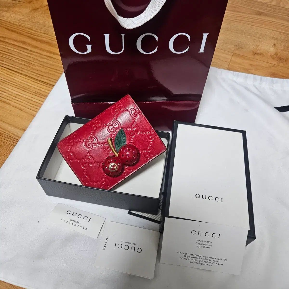 グッチ GG さくらんぼ 二つ折り財布 レッド