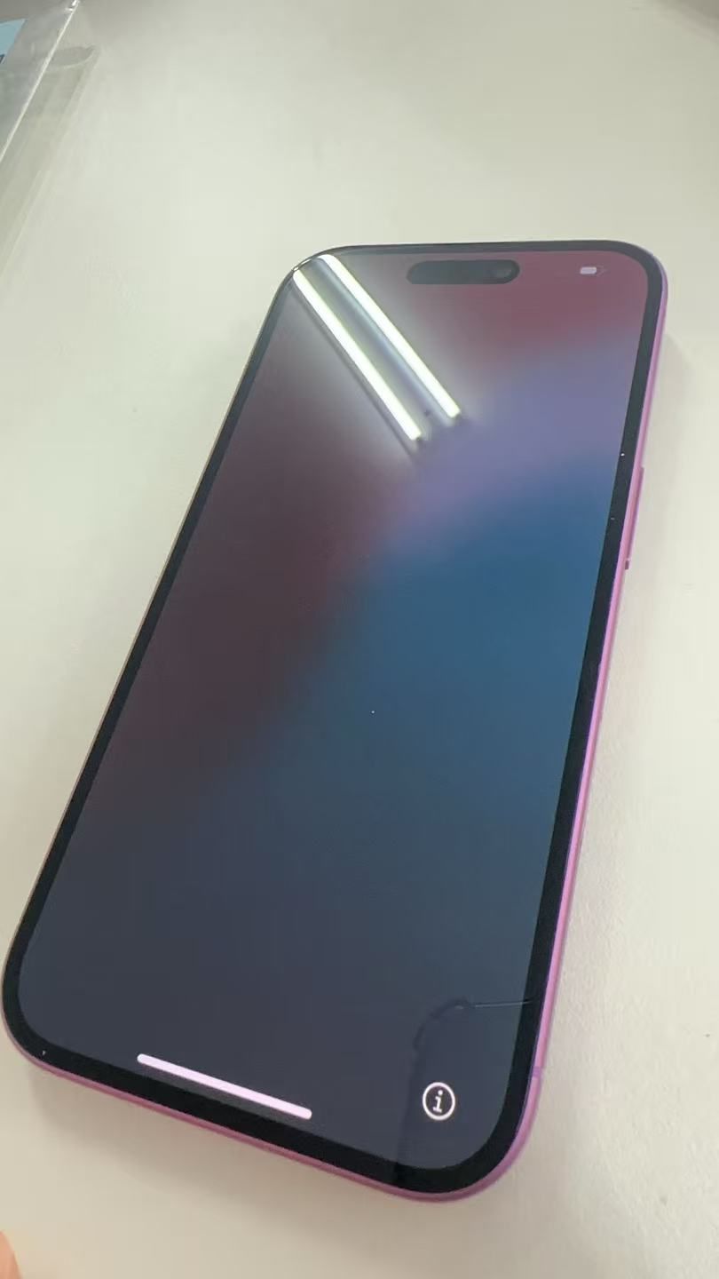 iphone 16 256 GB ソフトバンク版SIMフリー K 63