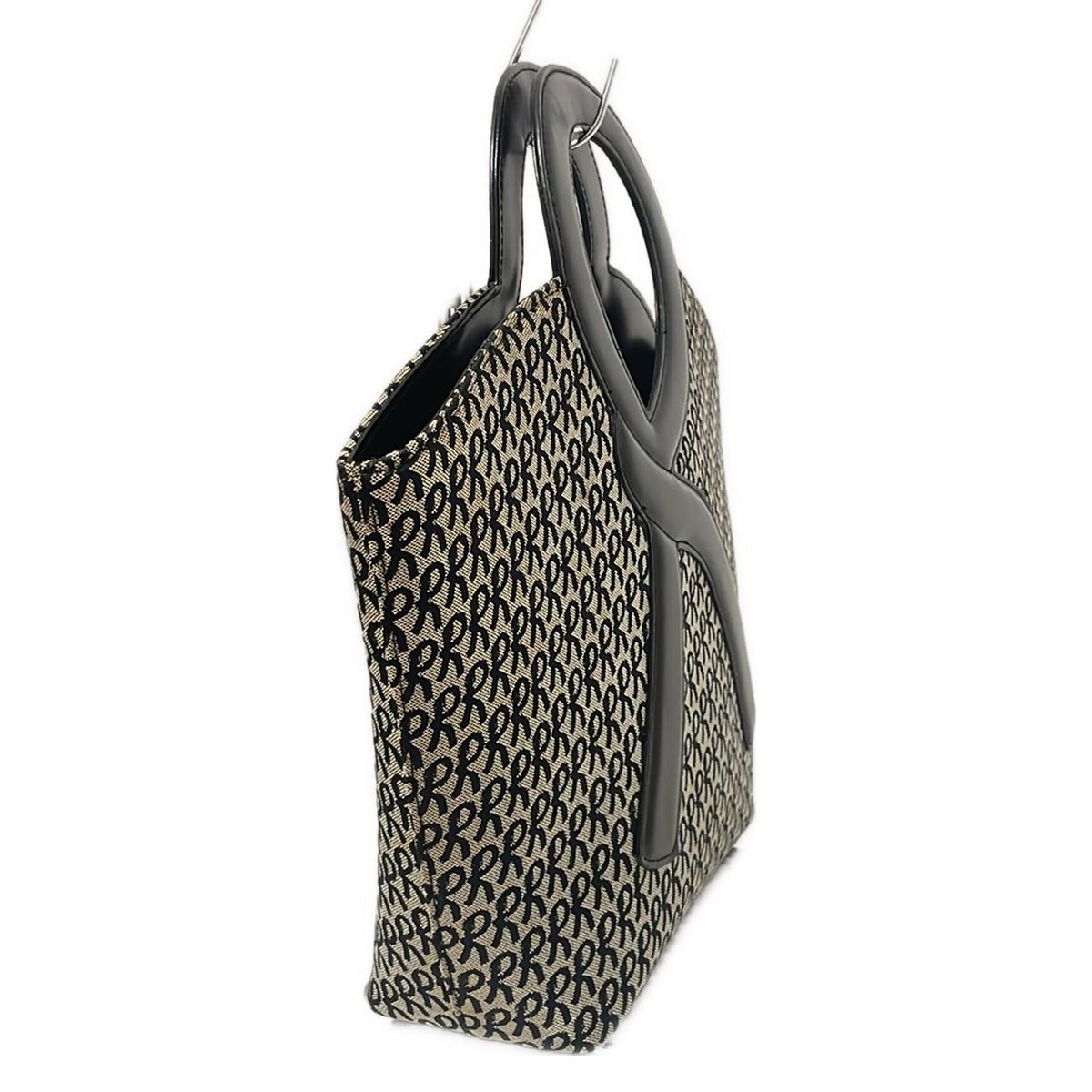 Roberta di camerino(ロベルタ ディ カメリーノ) トートバッグ - 黒