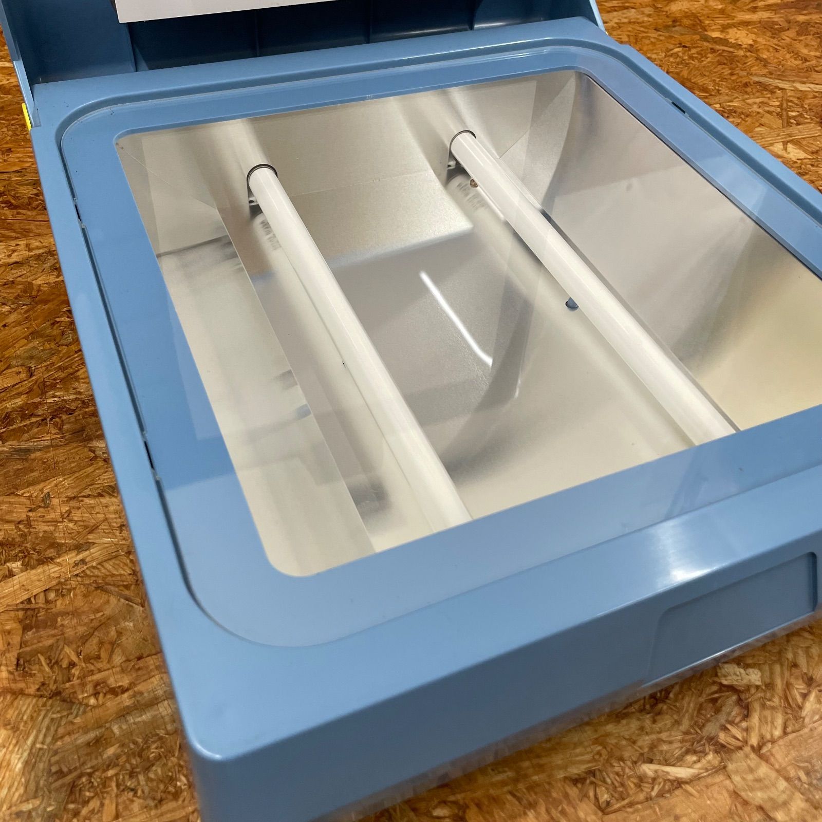 シルクスクリーン製版機 露光機