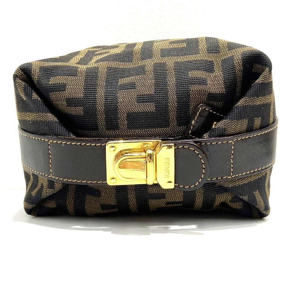 ☆FENDI フェンディ バニティポーチ アクセサリーポーチ ミニポーチ