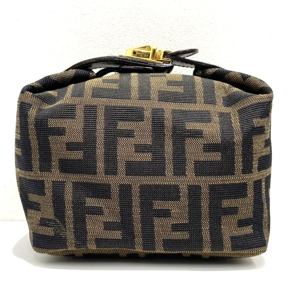 FENDI フェンディ　ズッカ　ミニバニティポーチ　アクセサリーポーチ　0777 ☆FENDI フェンディ バニティポーチ アクセサリーポーチ ミニポーチ