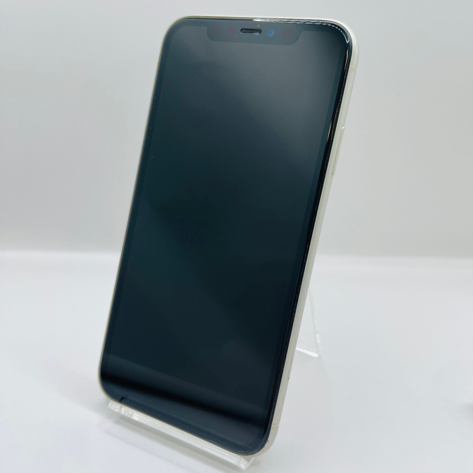 au iPhone11 128GB ホワイト MWM22J/A SIMロック解除済み 利用制限〇