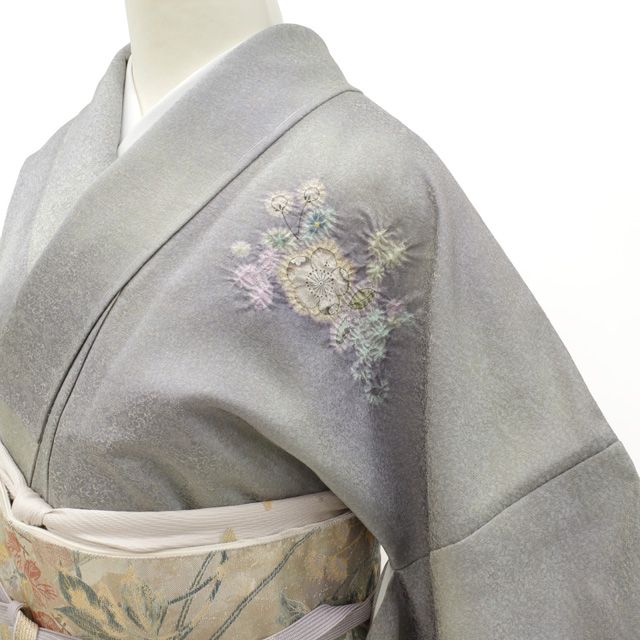 新古品】 訪問着 着物 未使用 正絹 桐屋 翠山工房 十日町 辻が花 絞り