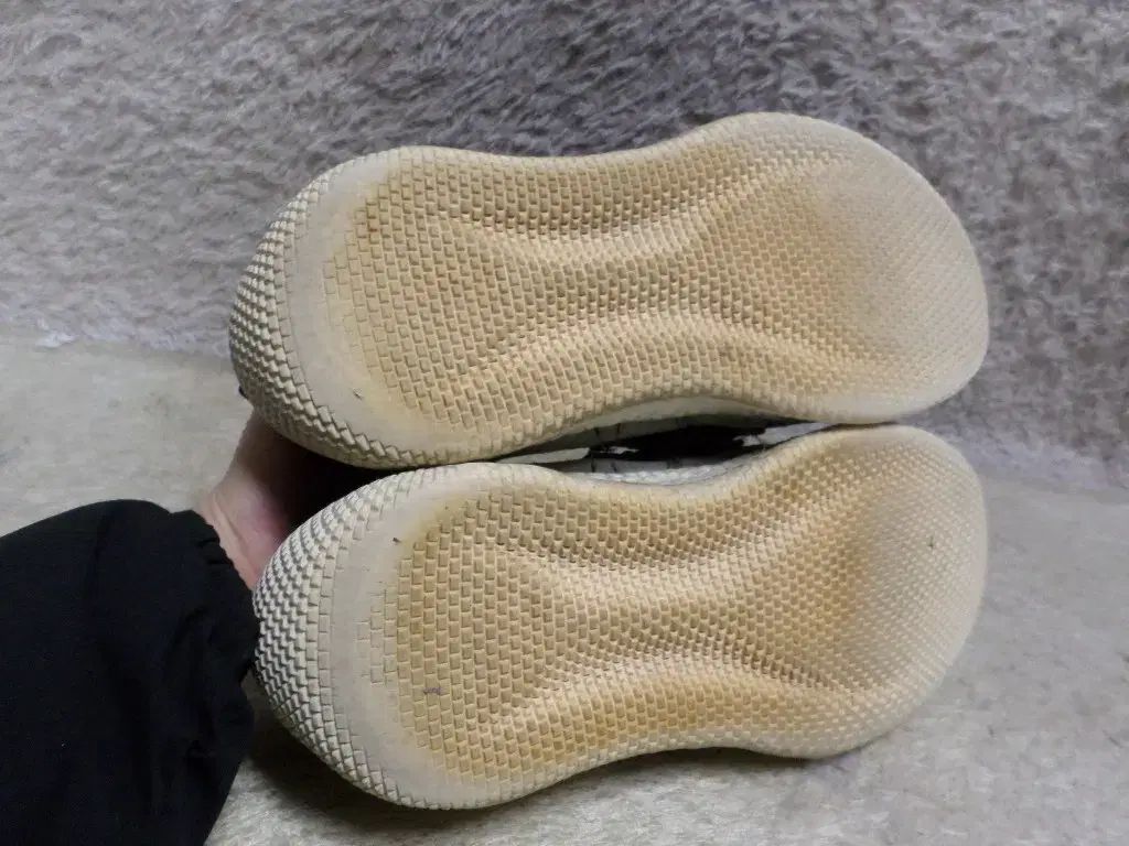 スニーカー バスケシューズ