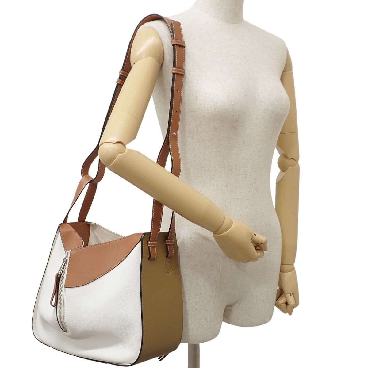 LOEWE(ロエベ) ハンモック スモールバッグ ハンドバッグ 2WAY