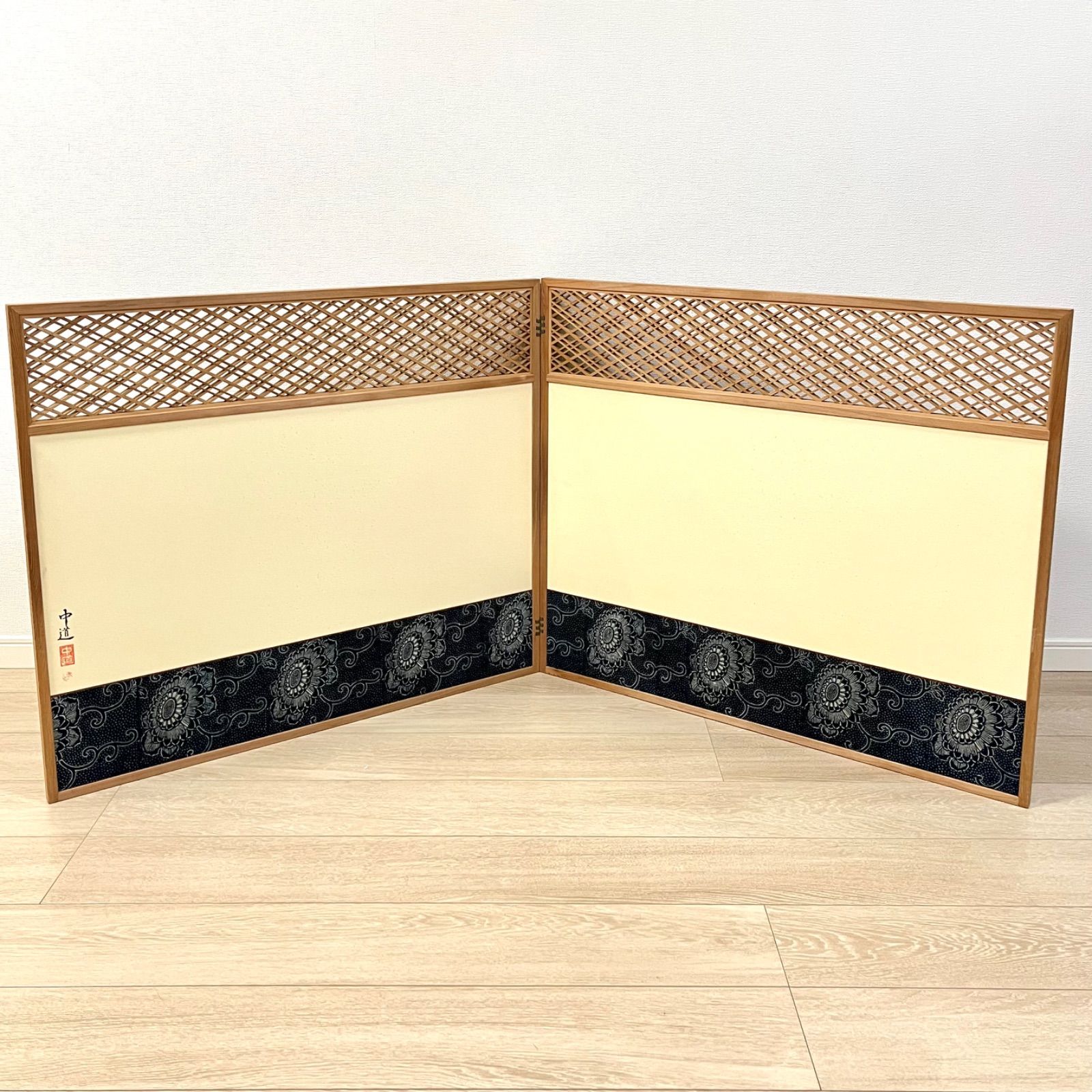 L【未使用品】【茶道具】荒磯文風炉先屏風　箱付き L【未使用品】【茶道具】荒磯文風炉先屏風 箱付き L【未使用品