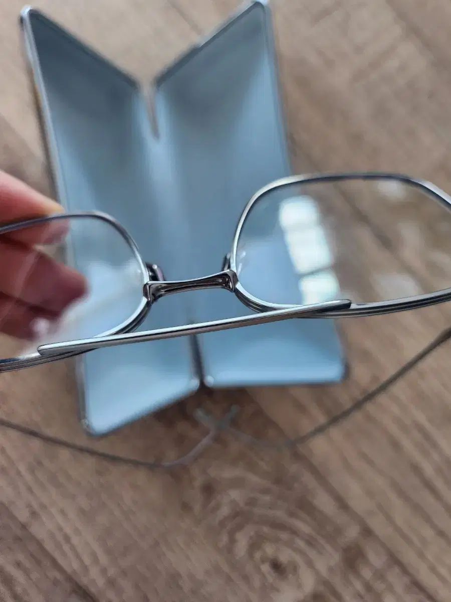 ジェントルモンスター