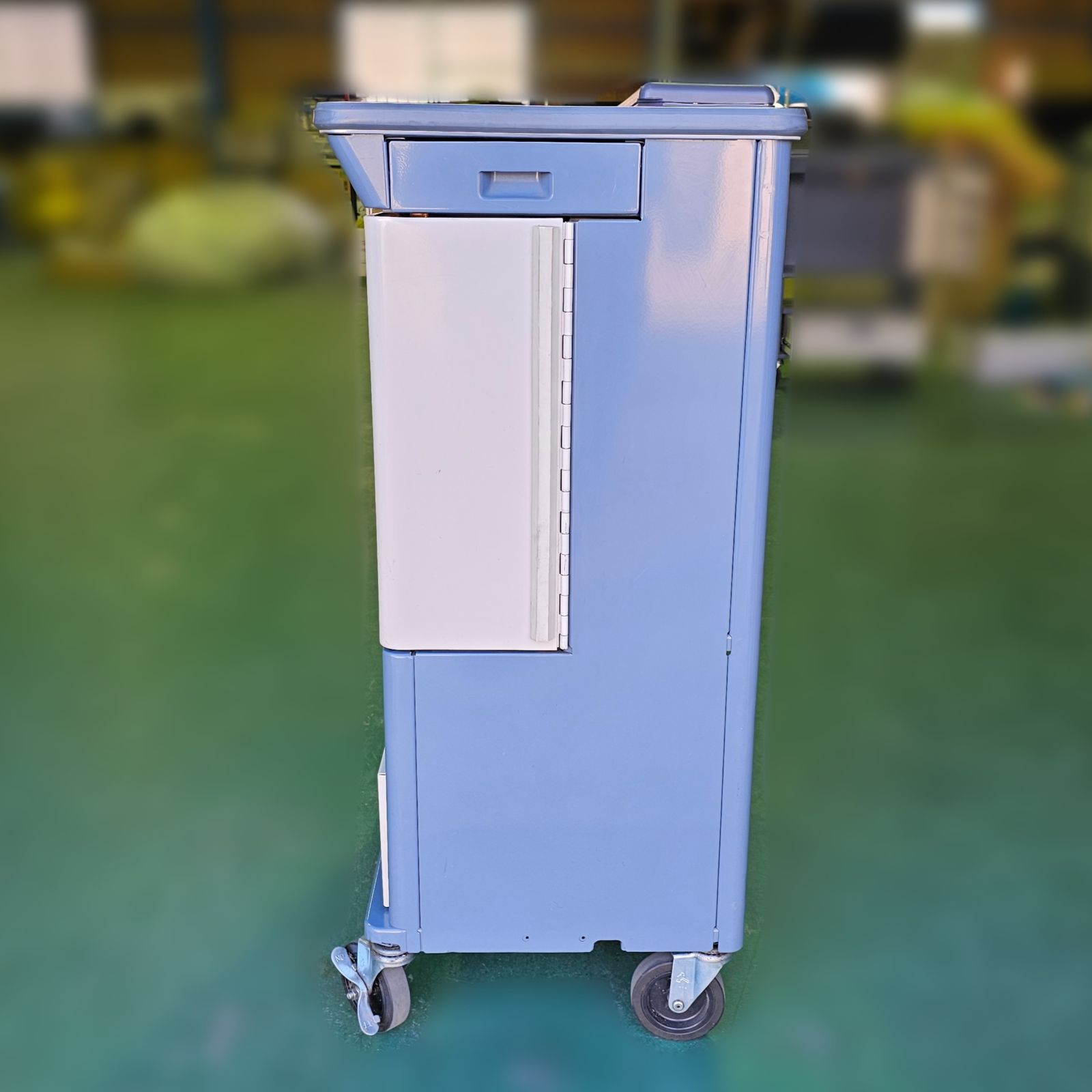 ⭐希少品⭐トヨタ純正ツールキャビネット　キャディ さいたま市引き取り限定】【希少品】トヨタ 純正ツールキャビネット