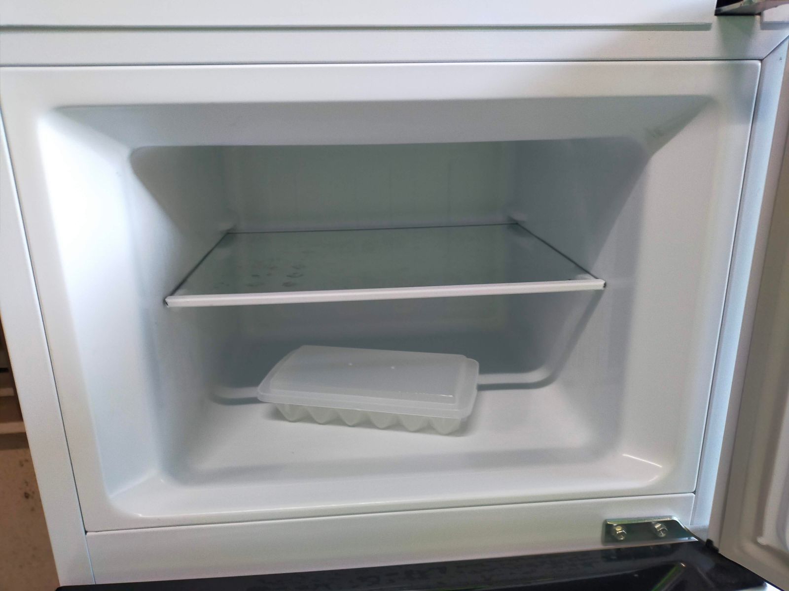 Hisense ハイセンス 2ドア冷蔵庫 HR-B1201 120L 2019年製 動作OK