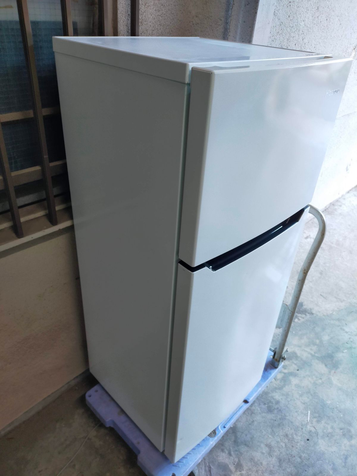 Hisense ハイセンス 2ドア冷蔵庫 HR-B1201 120L 2019年製 動作OK