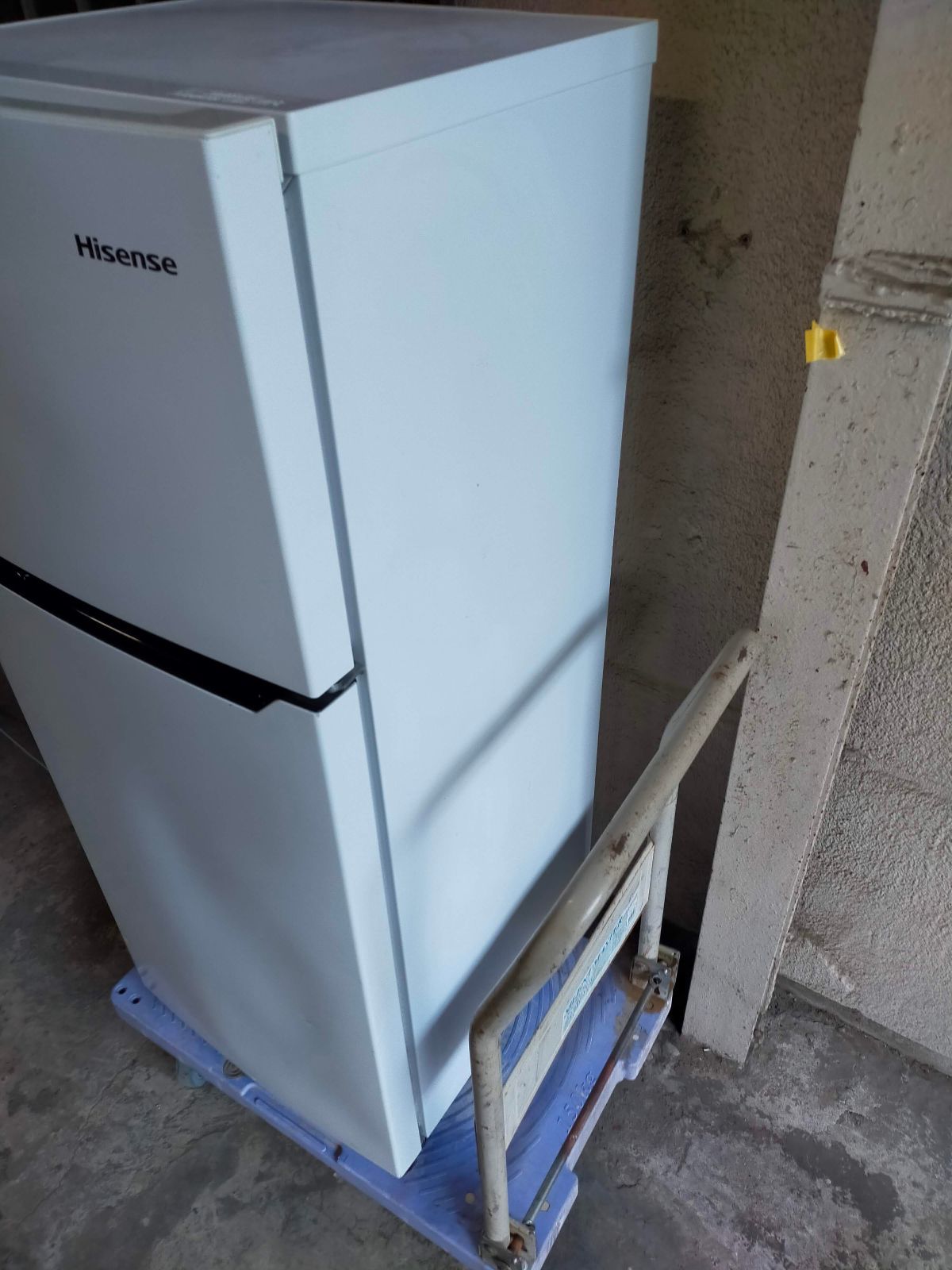 Hisense ハイセンス 2ドア冷蔵庫 HR-B1201 120L 2019年製 動作OK