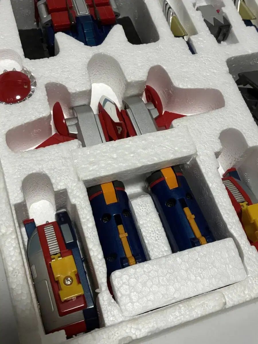 美中古　バンダイ『超合金魂 GX-03 超電磁ロボ コン・バトラーV』 中古即納』{TOY} 超合金魂 GX-03 超電磁ロボ コン・バトラーV 完成トイ