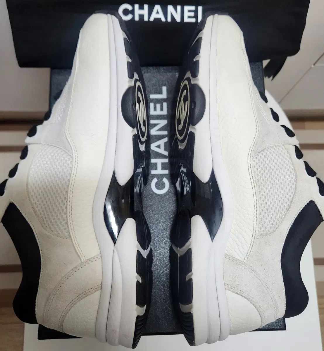 スニーカー スポーツシューズ