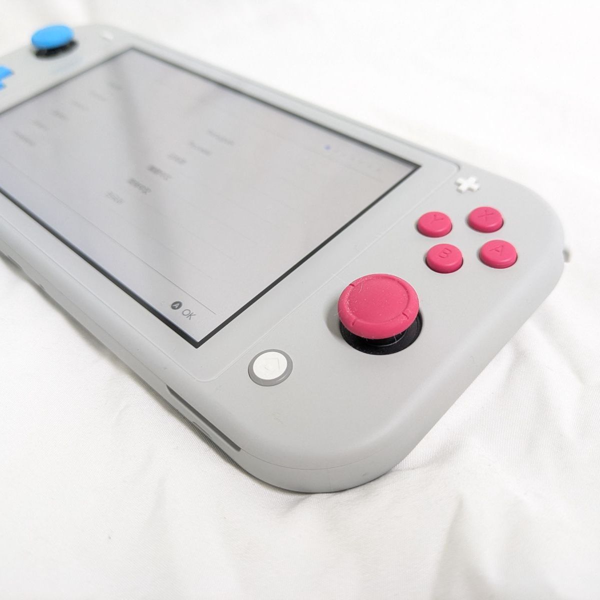 Nintendo Switch Lite ザシアン・ザマゼンタ HDH-001 1085000618188553_04_3412w.jpeg