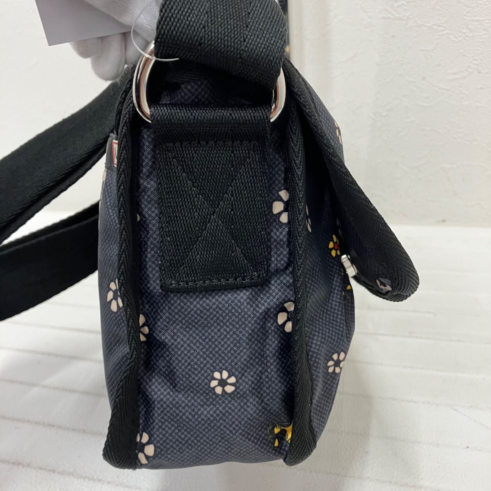 8243 LeSportsac レスポートサック ショルダーバッグ スヌーピー