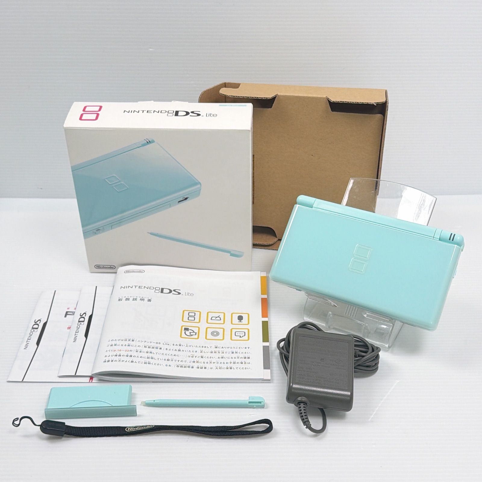 ニンテンドーDS Lite 完品 美品 楽天市場】【ソフトプレゼント企画！】DS Lite ニンテンドーDS 本体