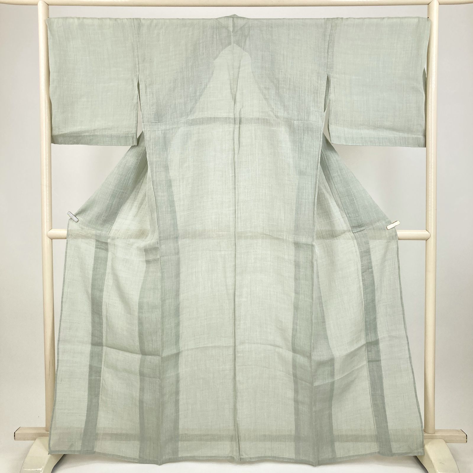 たんす屋 着物 リユース着物 夏着物 薄緑 カジュアル 無地 夏 絹 未洗い 身丈 159.5 cm 裄丈 75 MS 6980