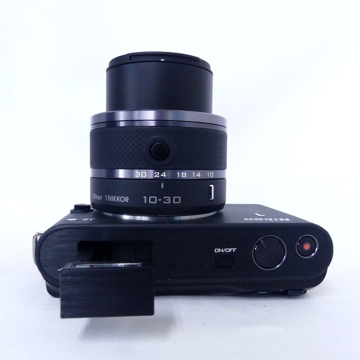 Nikon 1 J2 カメラ + レンズ 10-30mm + 30-110mm Nikon ニコン 1 J2 + 10-30mm、30-110mm ミラーレス 一眼 デジタル