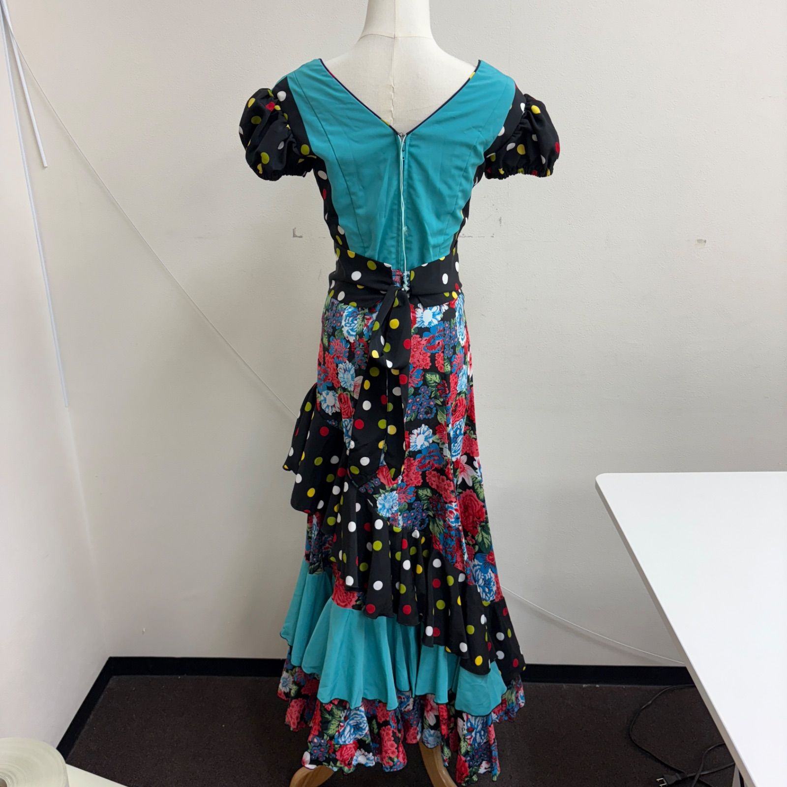 HERMOSA フラメンコドレス 花柄 HERMOSA】 フラメンコ衣装 ツーピース ファルダ フリル ターコイズ