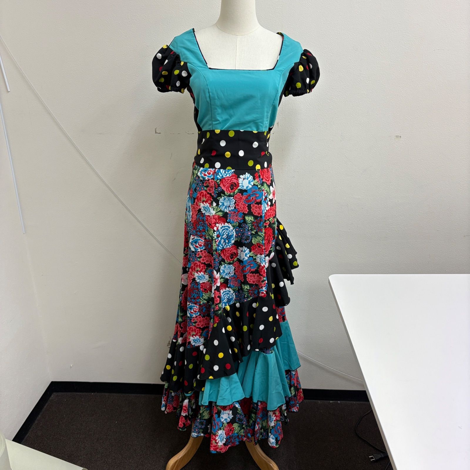 HERMOSA】 フラメンコ衣装 ツーピース ファルダ フリル ターコイズ