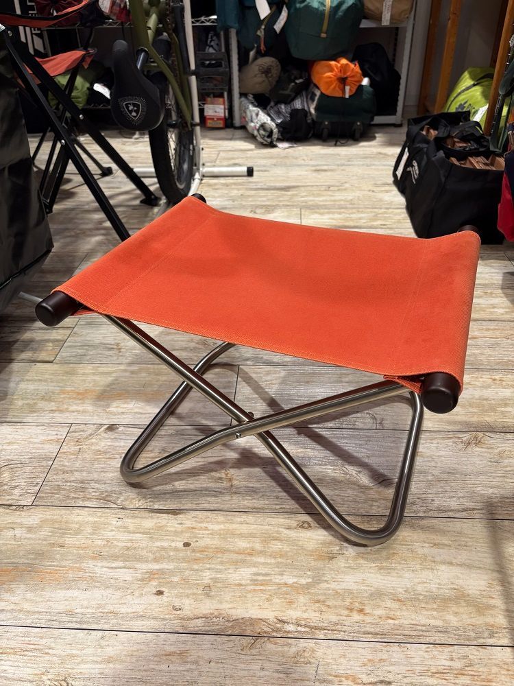 品 ニーチェアX オットマン フォールディングスツール オレンジ ダークブラウン 藤栄 新居 猛 〓