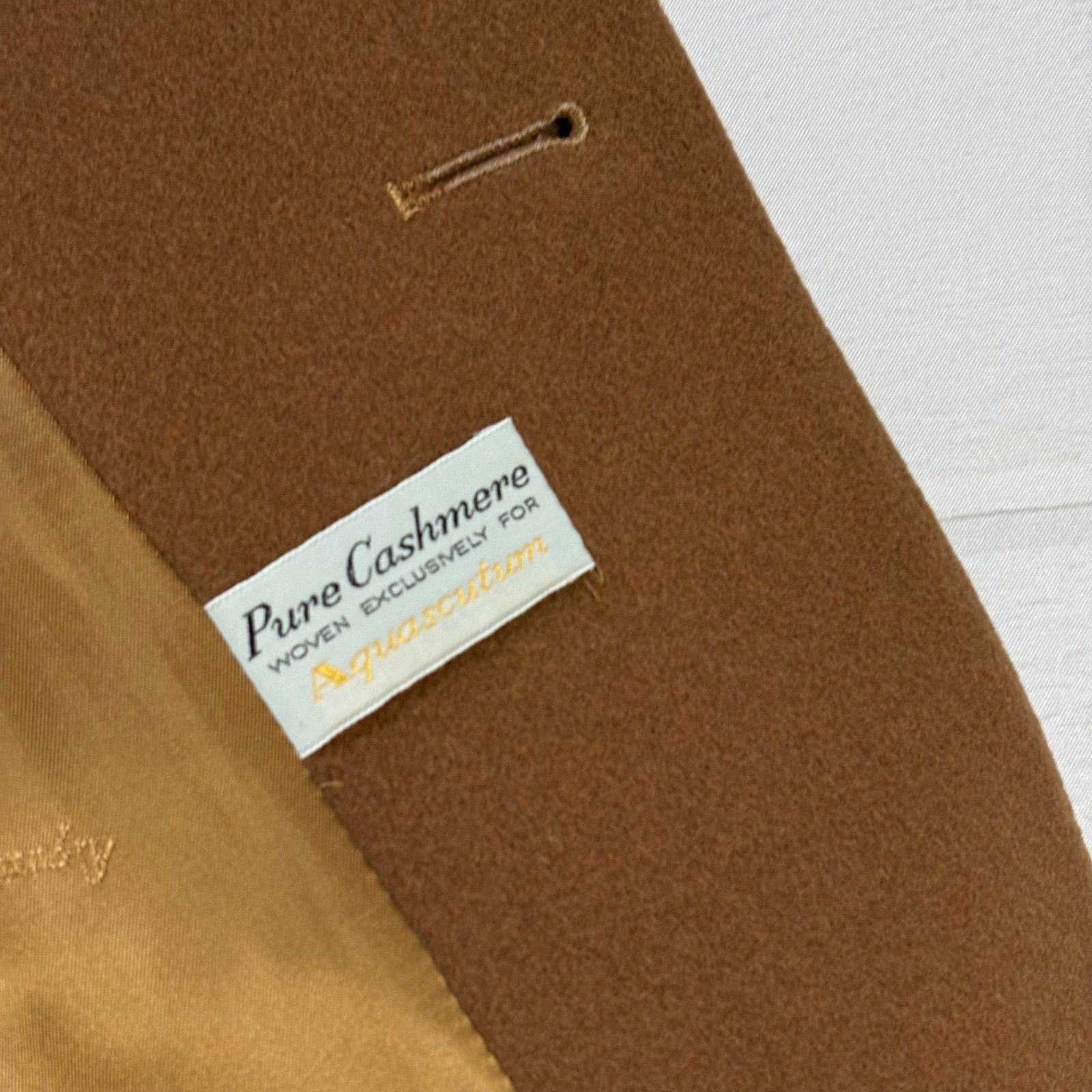 美品 Aquascutum アクアスキュータム ピュアカシミヤ100％ ダブル