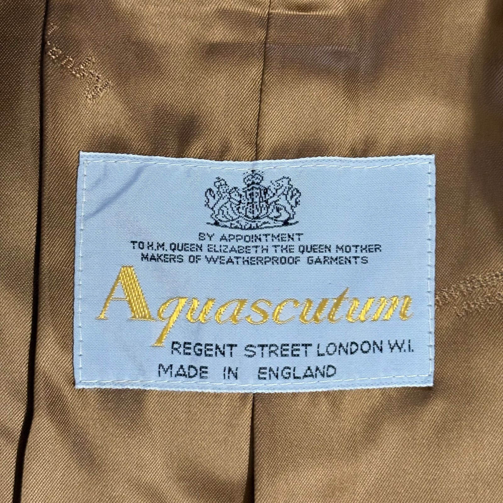 美品 Aquascutum アクアスキュータム ピュアカシミヤ100％ ダブル