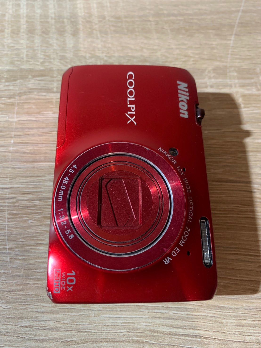 Nikon COOLPIX S6300 レッド コンパクトデジタルカメラ 動作品 Nikon COOLPIX S6300 レッド コンパクトデジタルカメラ 動作品