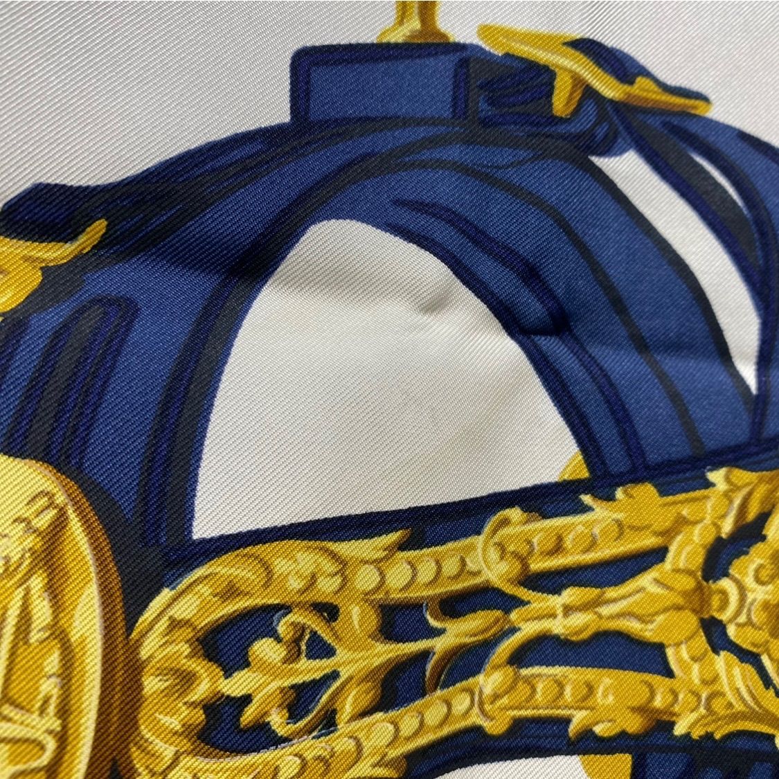 エルメス カレ90 BRIDES de GALA シルクスカーフ 式典用馬勒 HERMES