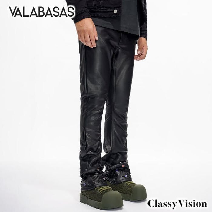 ラスト一点！VALABASAS【新品未使用】スキニーカーゴレザーパンツ 30 閉店セール】リアルレザー加工 サスペンダー付き スキニーパンツ M L
