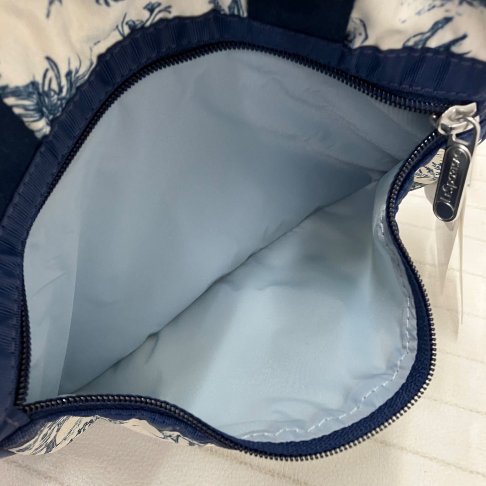 8161 良品 LeSportsac レスポートサック 日本限定 EVERYDAY SM SATCHEL 