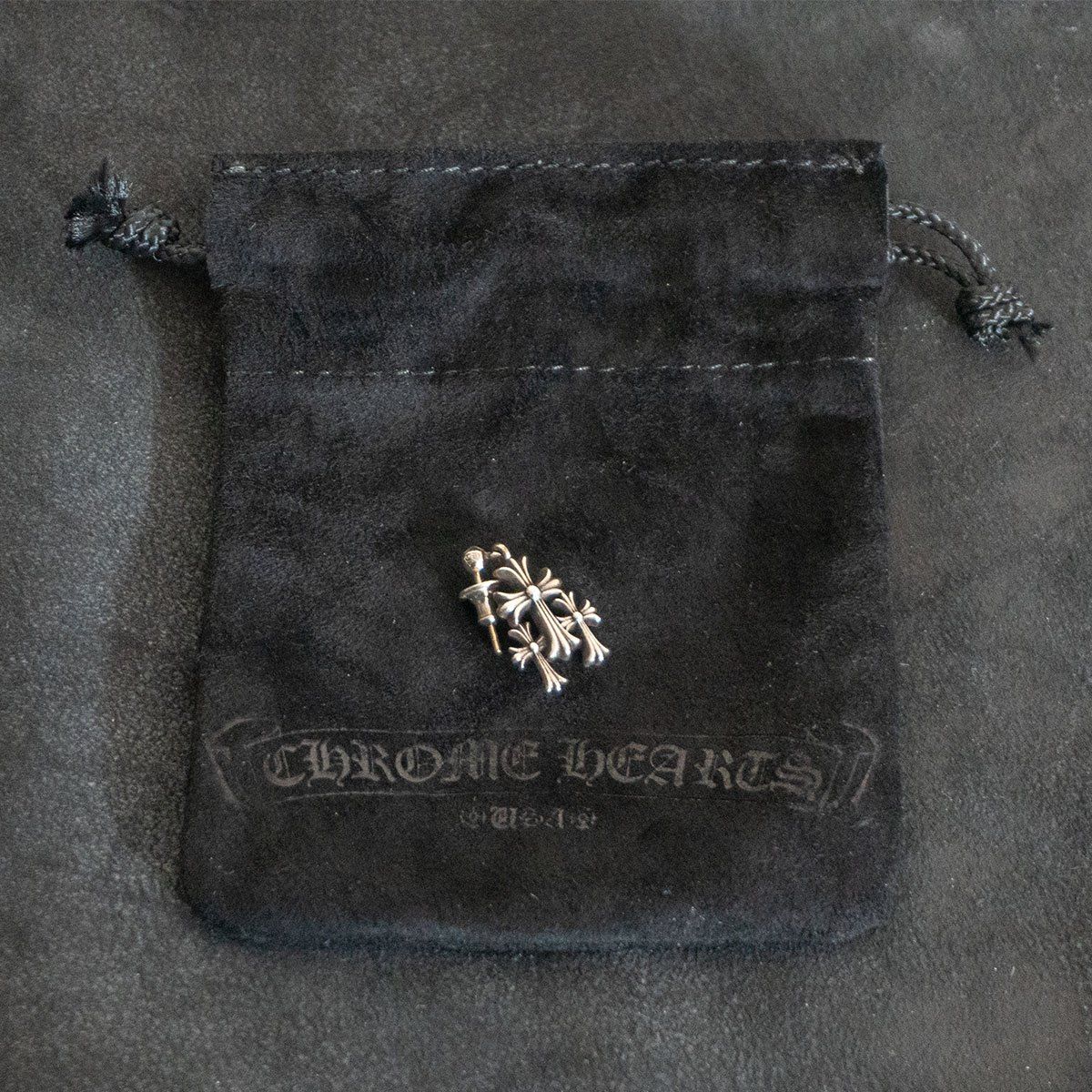 最 CHROME HEARTS 3 CH CROSS DROP シルバー ピアス クロムハーツ クロス ドロップ
