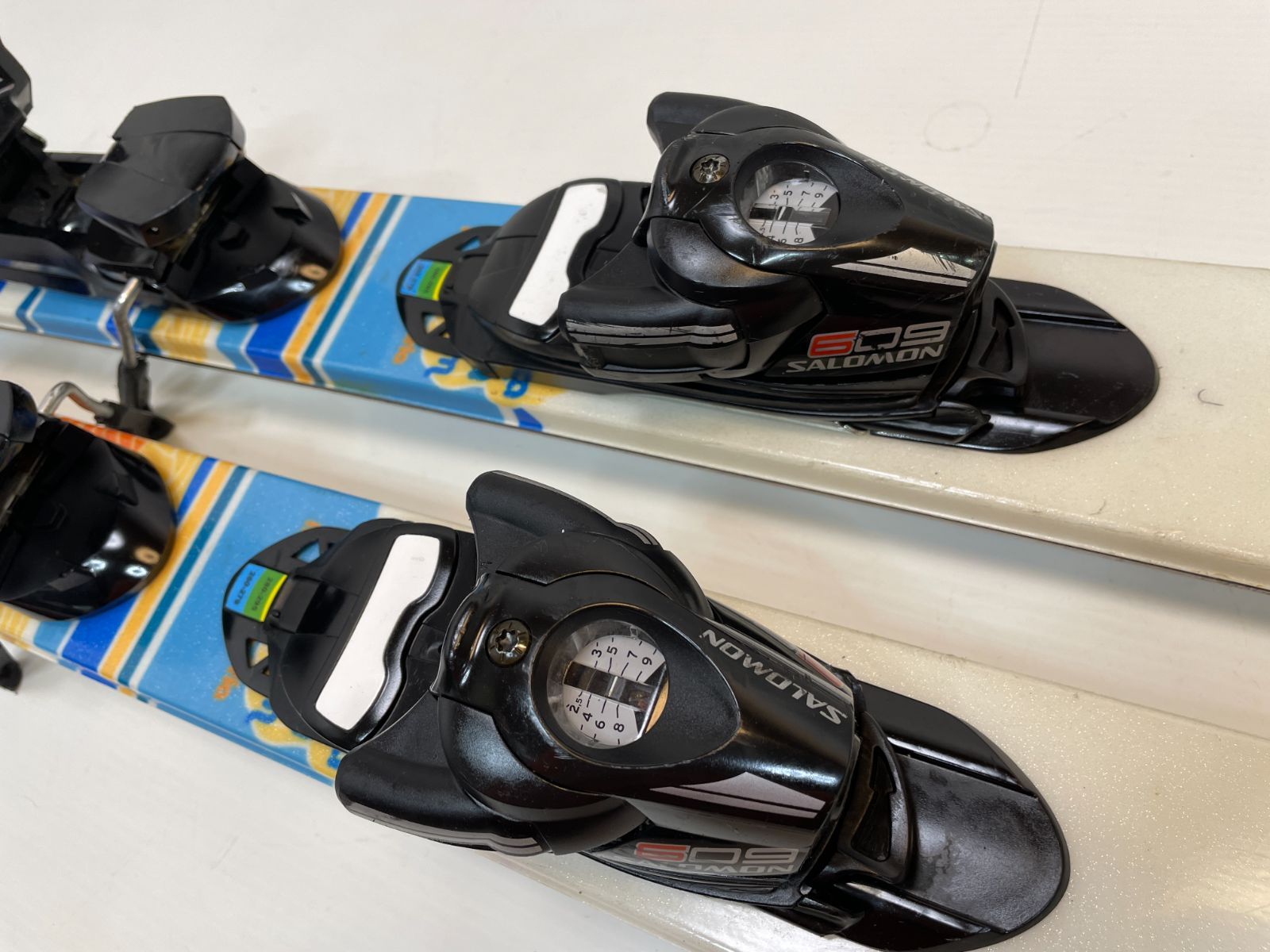 ◆ スキー Armada 165 カービングスキー ツインチップ フリースタイル ◇ スキー Armada 165 カービングスキー ツインチップ フリースタイル