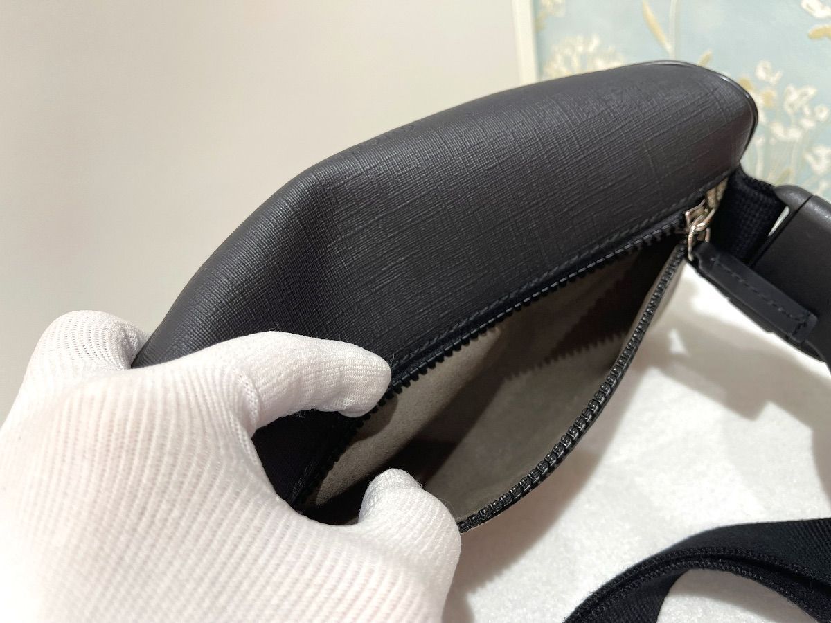 新品同様品】GUCCI グッチ 450946 GGスプリーム ボディバッグ GG