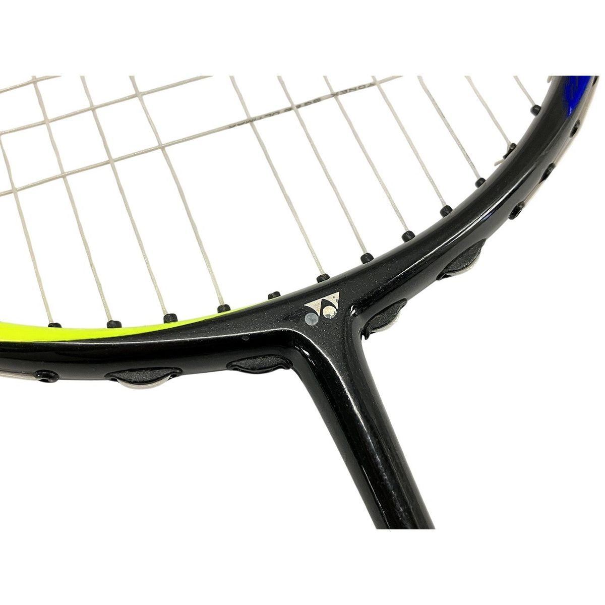 【中古】ヨネックス　アストロクス77 4UG5 YONEX ASTROX 77 ISOMETRIC 4UG5 バドミントンラケット ヨネックス