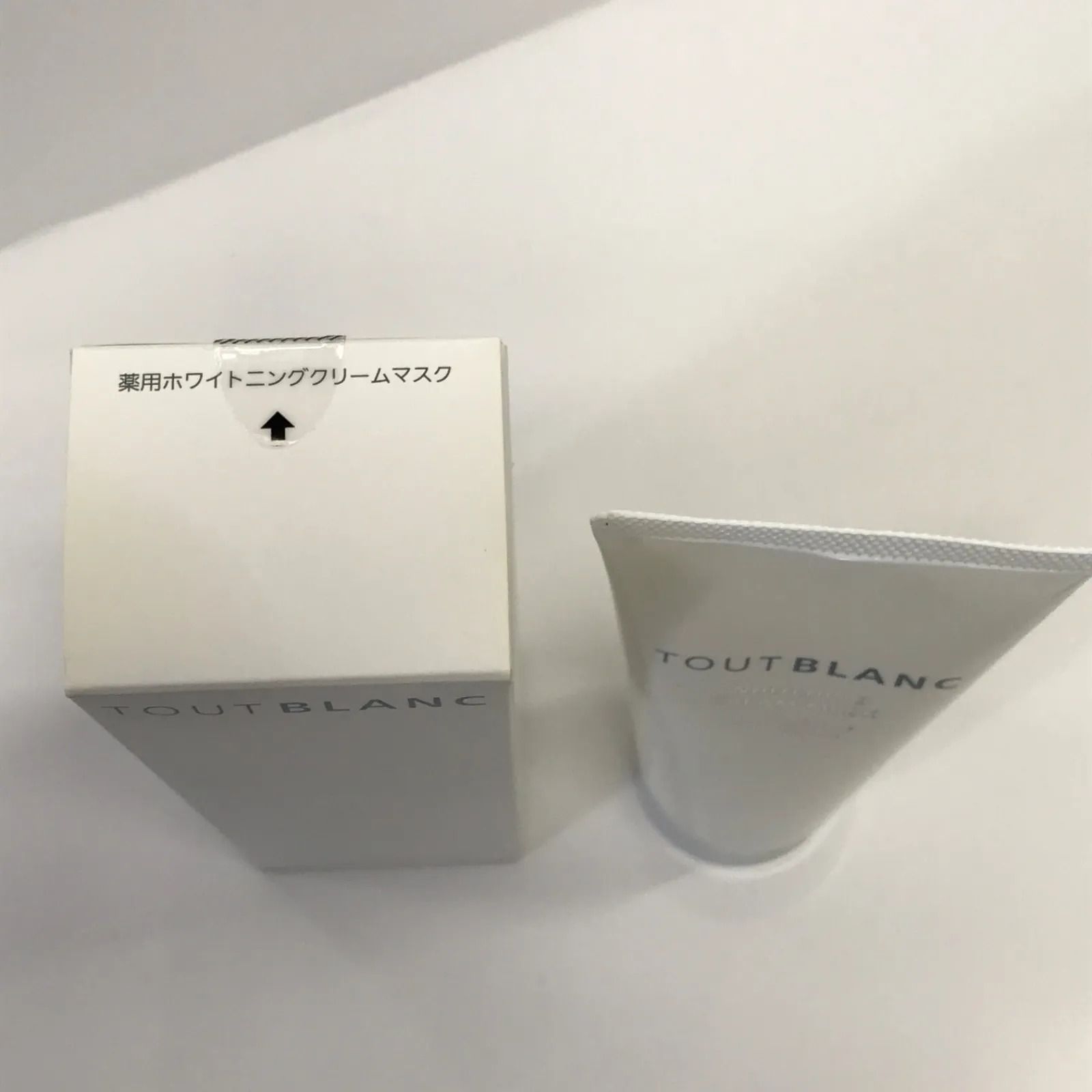 ☆未開封未使用品☆ノエビア トゥブラン ホワイトニングクリームマスク