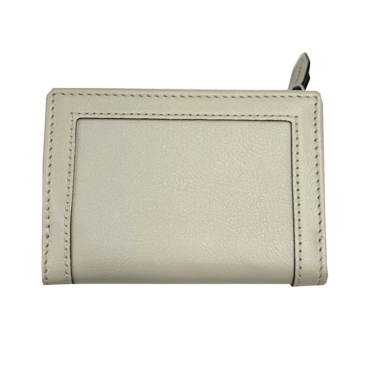 新品✨付属完備✨GUCCI 三つ折り財布 ダイアナ バンブー レザー ブラウン グッチ(GUCCI)グッチ ダイアナ バンブー 三つ折り財布 財布 レディース