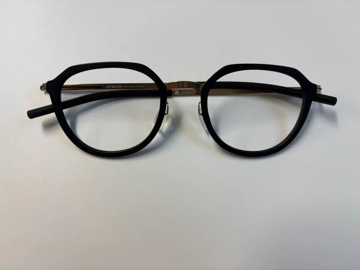 アイシーベルリン juna メガネ